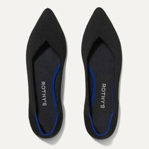 Like NEW Rothy's "The Point" Flats in Black - Size 6.5
